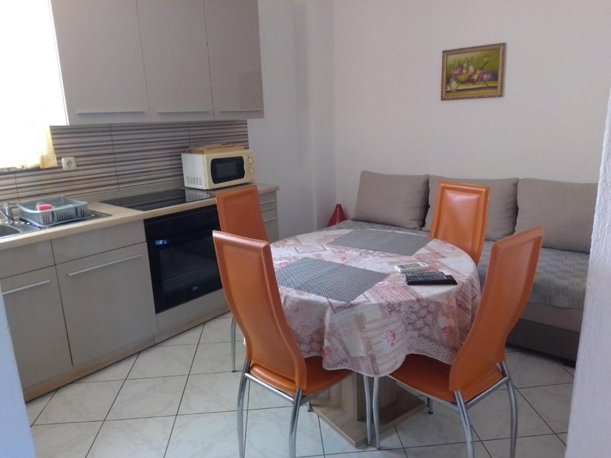 Apartments Dragica Porec Exterior photo